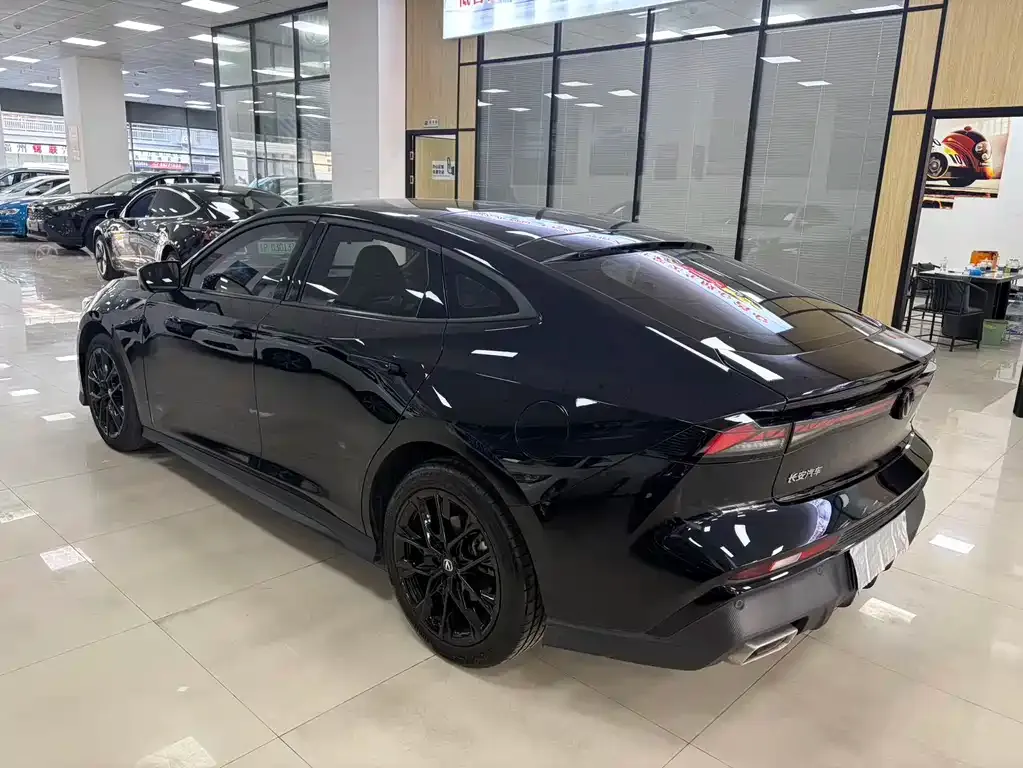 Changan UNI-V 2025 из CN, фото 4