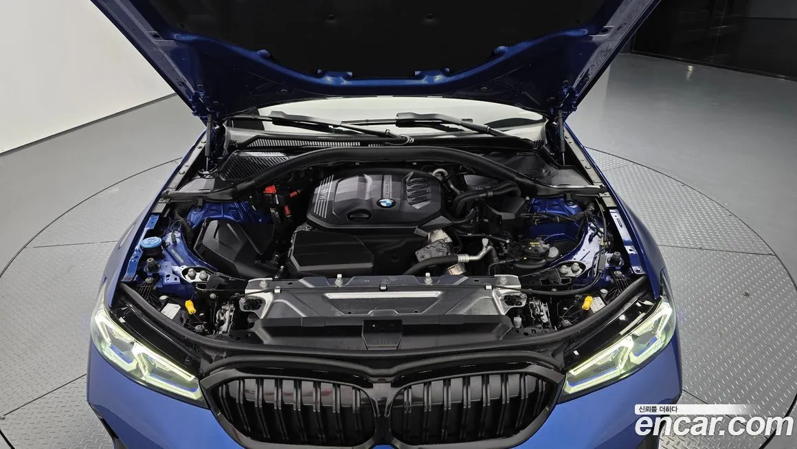 BMW 3-Series 2023 из KR, фото 8