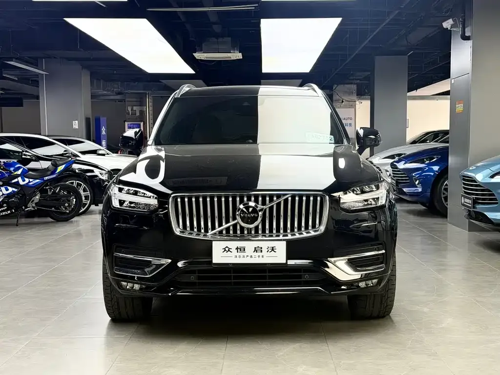 Volvo XC90 — фото 3