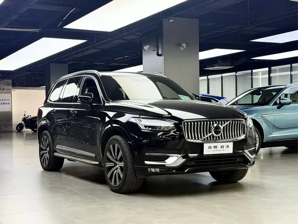 Volvo XC90 — фото 4