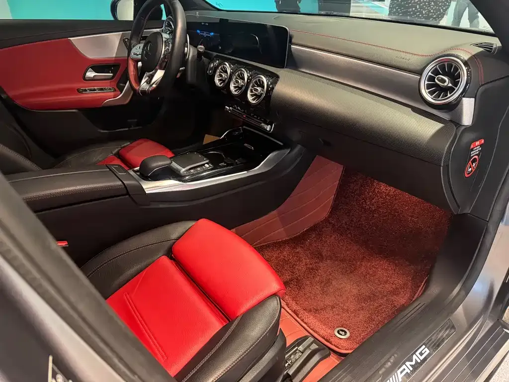 Mercedes-Benz A-Class AMG — фото 5