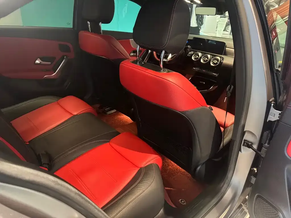 Mercedes-Benz A-Class AMG — фото 7