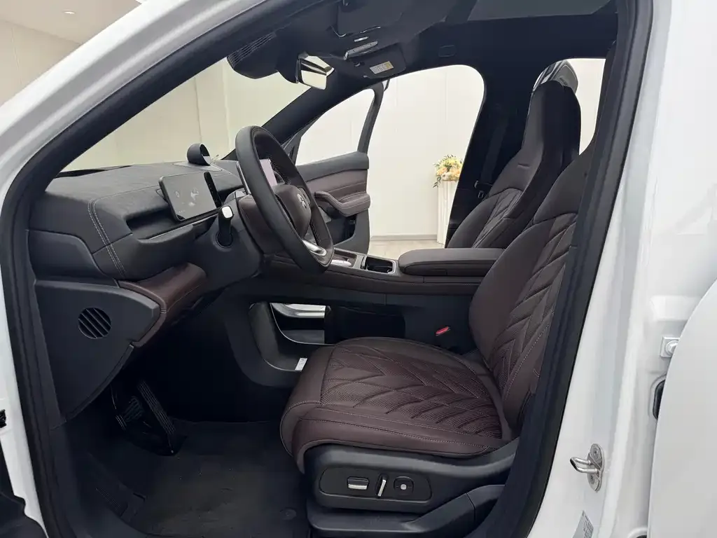 NIO EC6 2026 из CN, фото 5