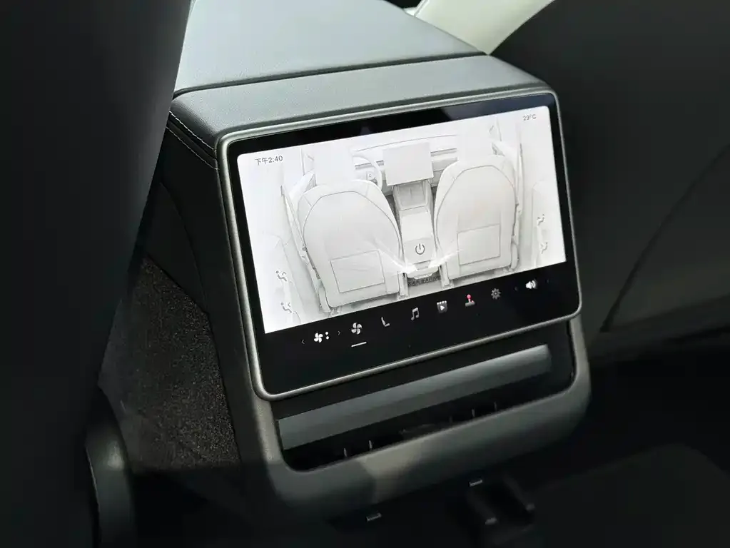 Tesla Model Y 2025 из CN, фото 6