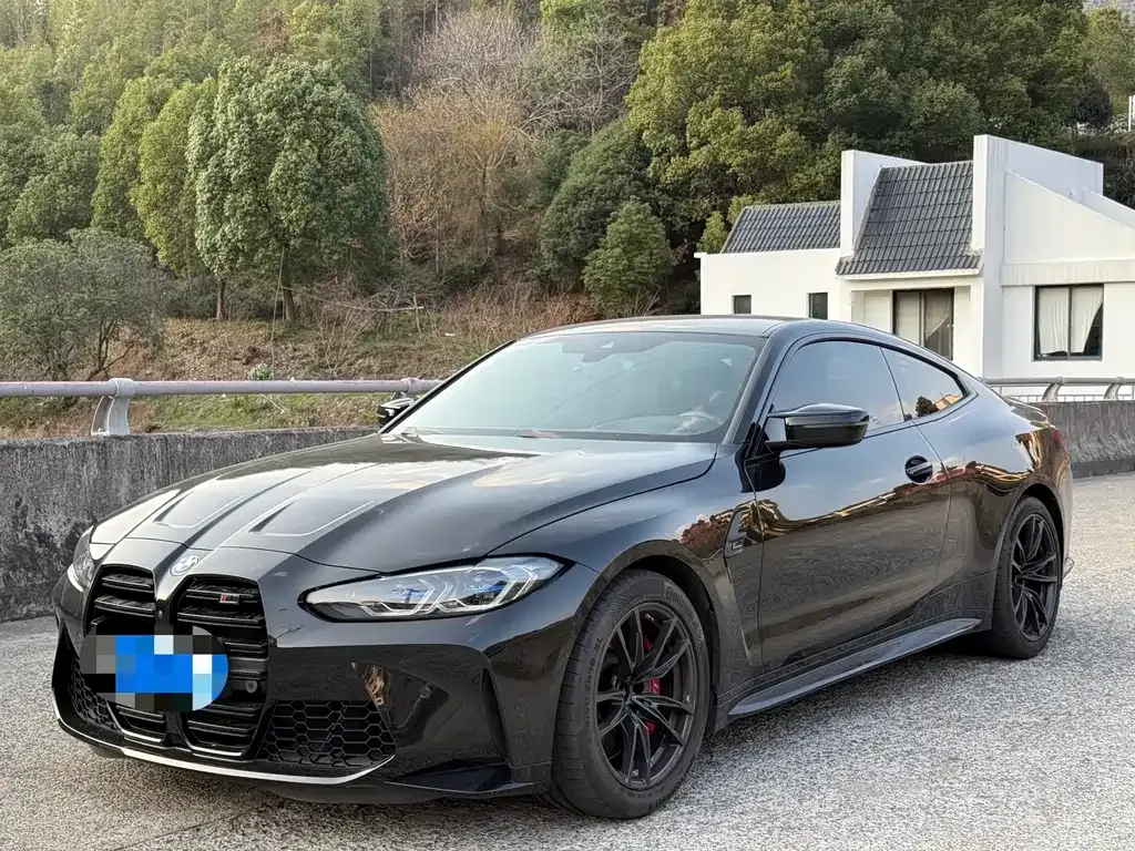 BMW M4 — фото 1