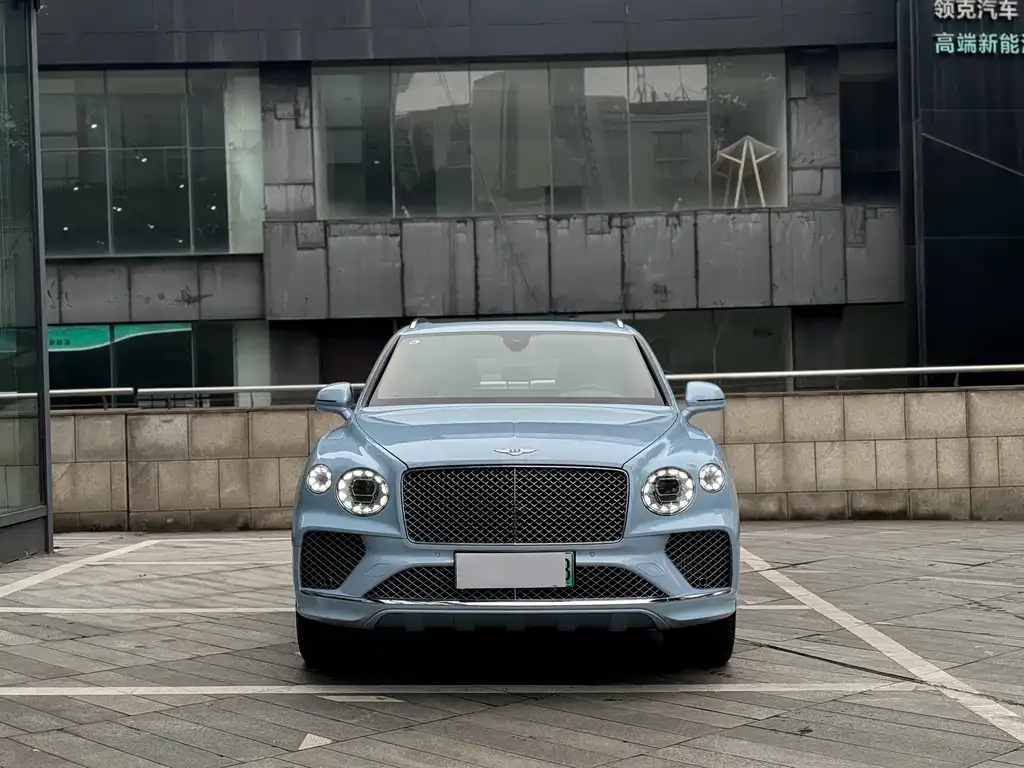 Bentley Bentayga PHEV 2021 из CN, фото 10