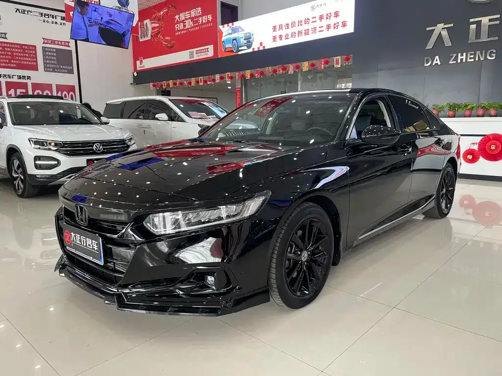 Honda Accord — фото 1