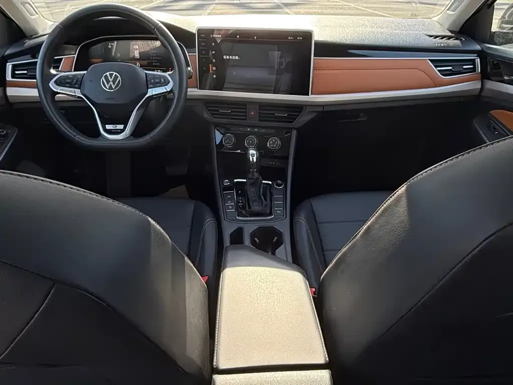 Volkswagen Bora 2023 из CN, фото 6