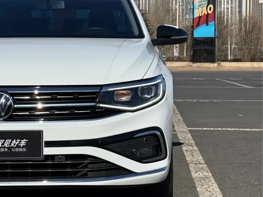 Volkswagen Bora 2023 из CN, фото 3