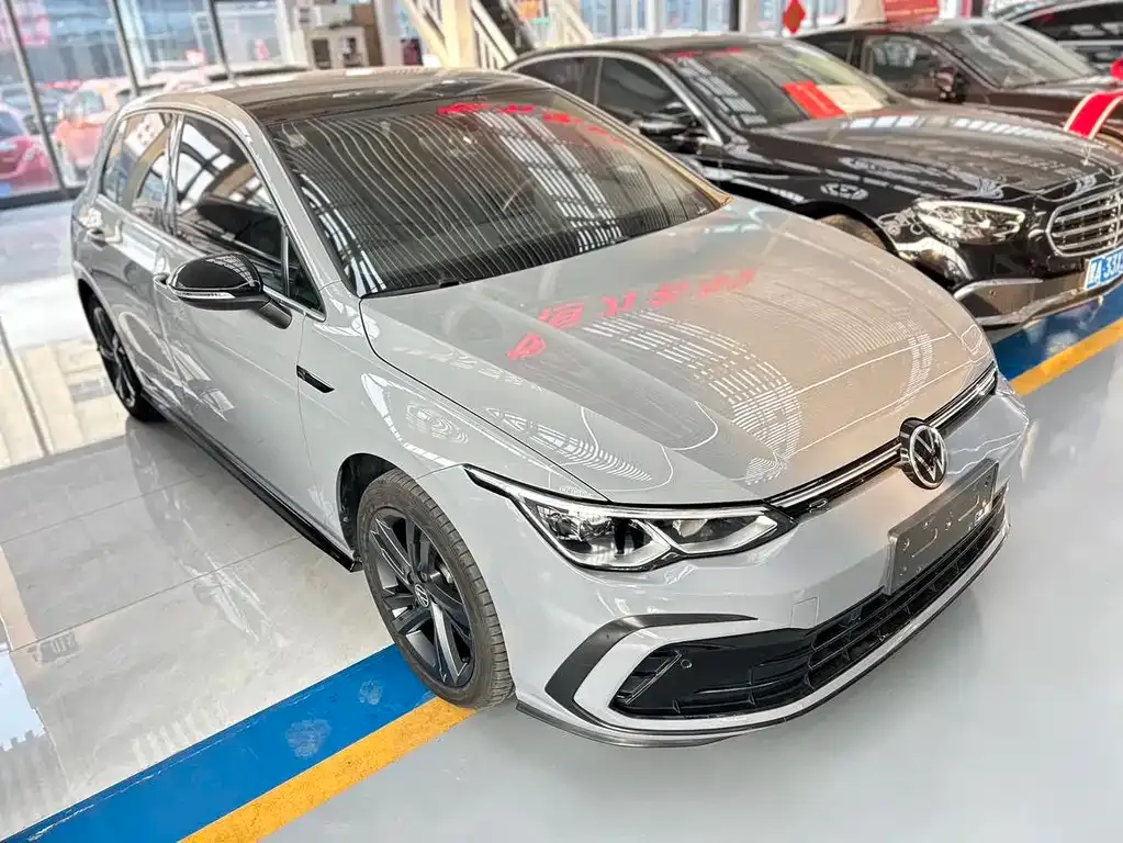 Volkswagen Golf 2022 из CN, фото 10