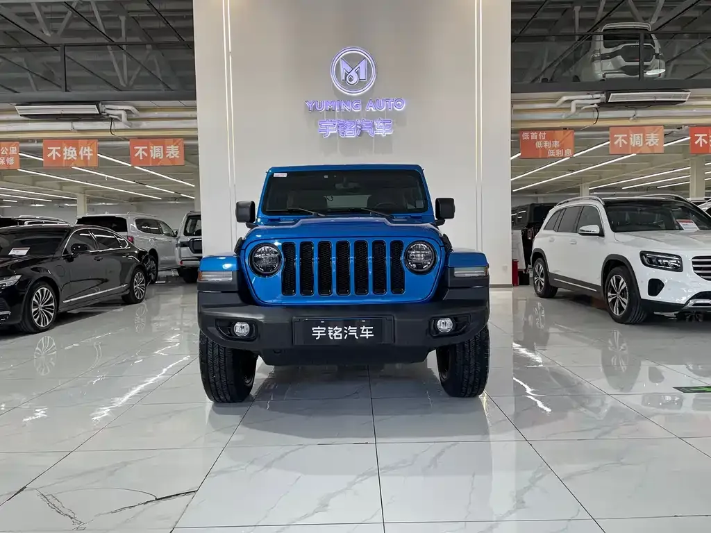 Jeep Wrangler — фото 6