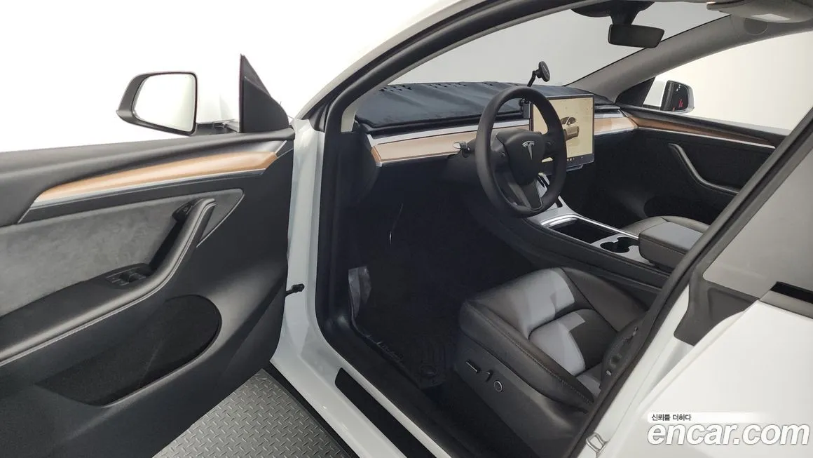 Tesla Model Y 2025 из KR, фото 6
