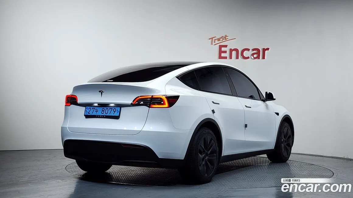 Tesla Model Y 2025 из KR, фото 2
