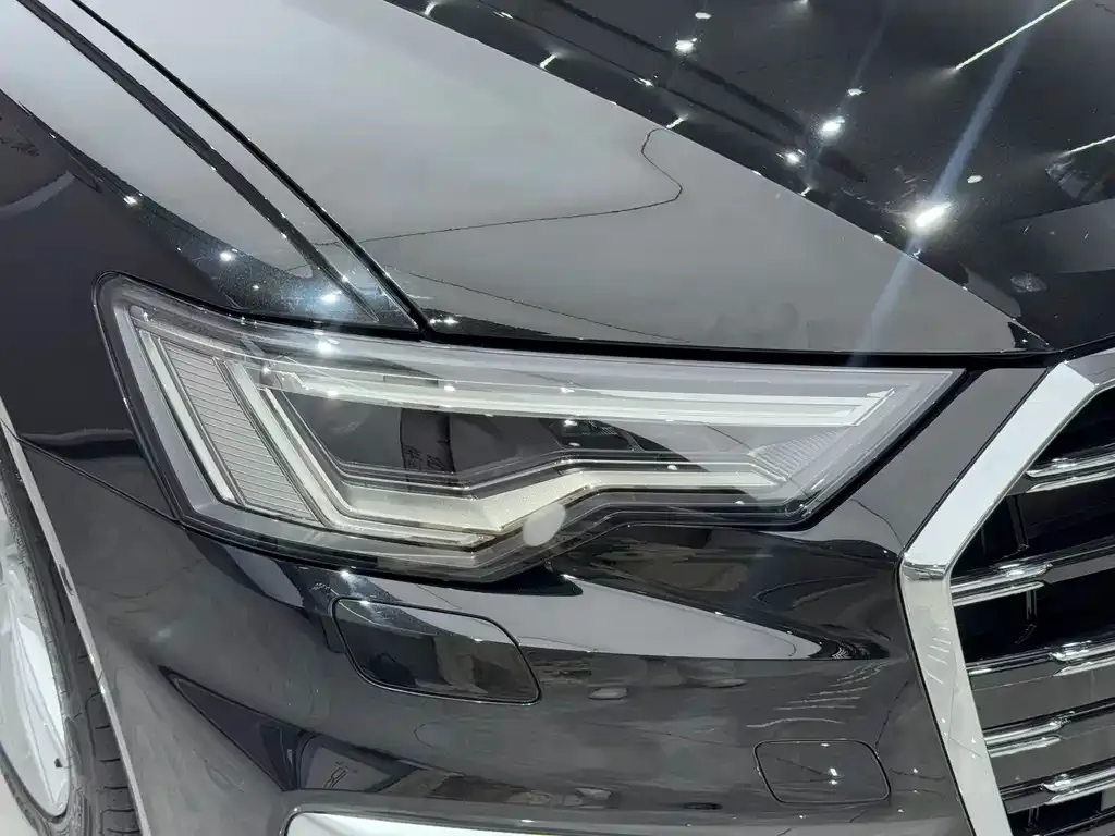 Audi A6L 2024 из CN, фото 8