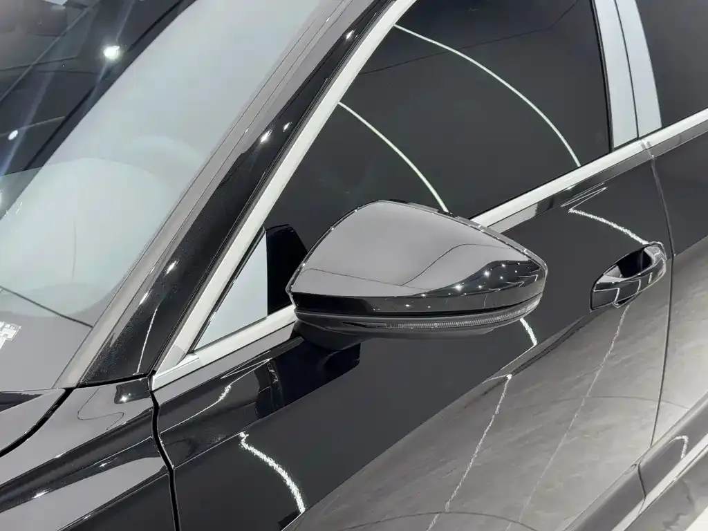 Audi A6L 2024 из CN, фото 3