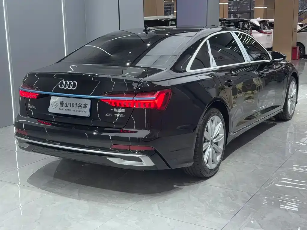Audi A6L 2024 из CN, фото 10