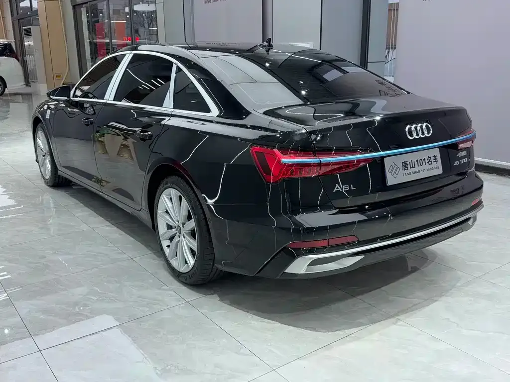Audi A6L 2024 из CN, фото 5
