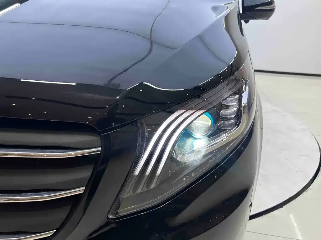 Mercedes-Benz Vito 2024 из CN, фото 9
