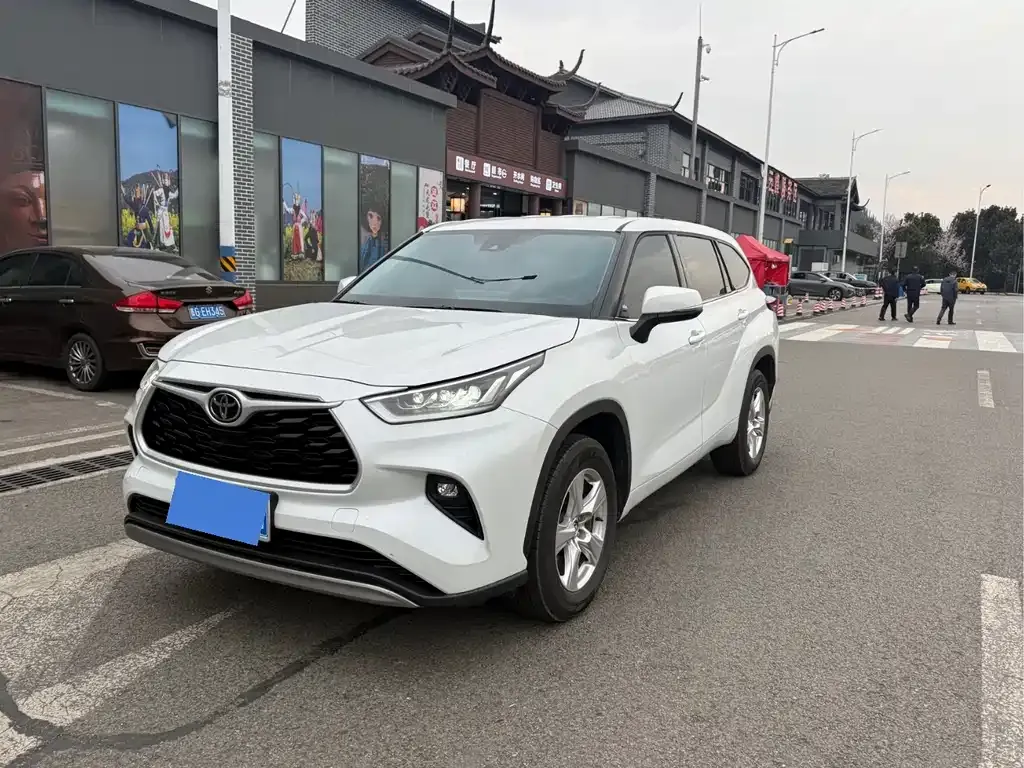 Toyota Highlander 2025 из CN, фото 1