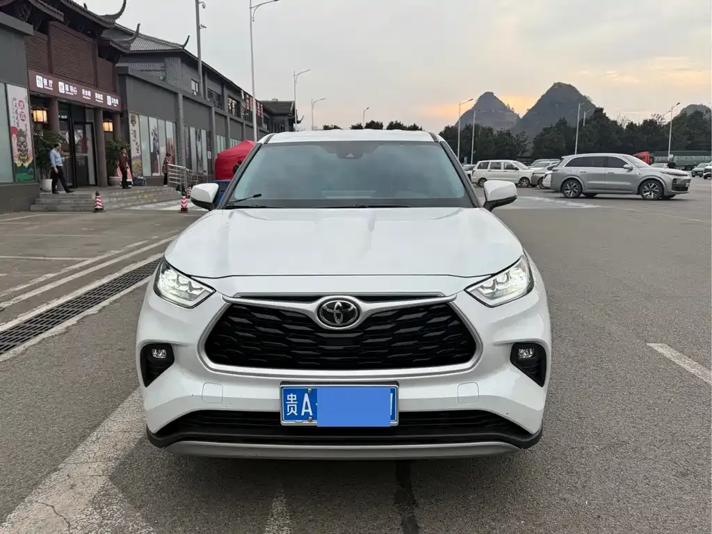 Toyota Highlander 2025 из CN, фото 3