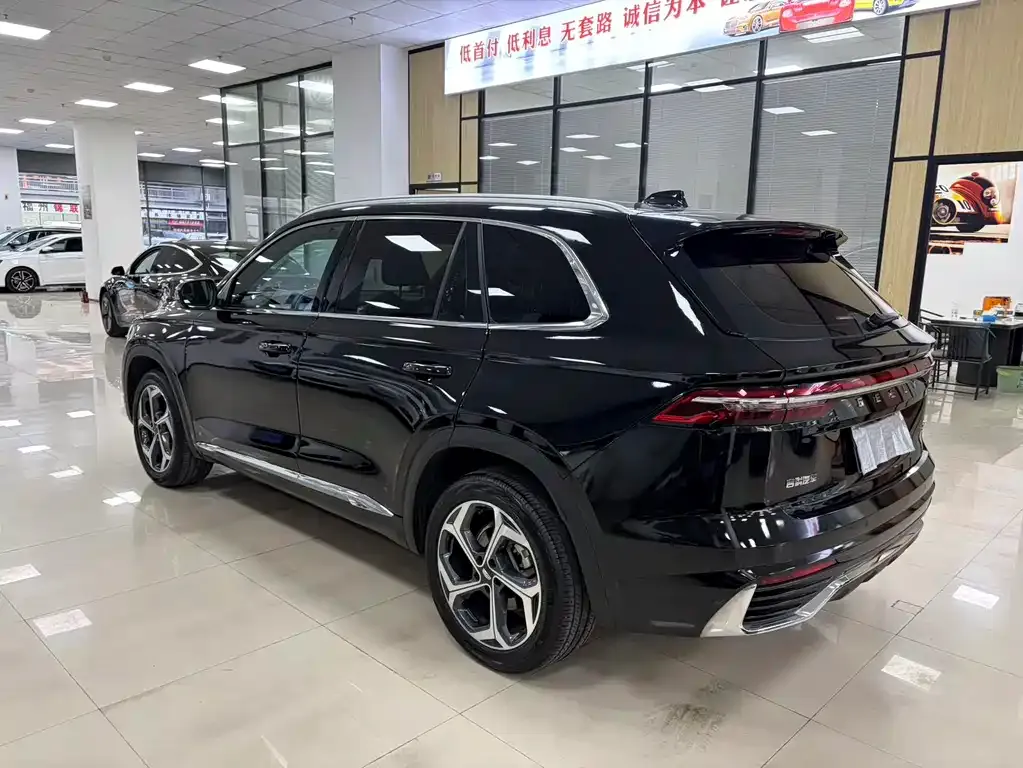Geely Xingyue L — фото 10