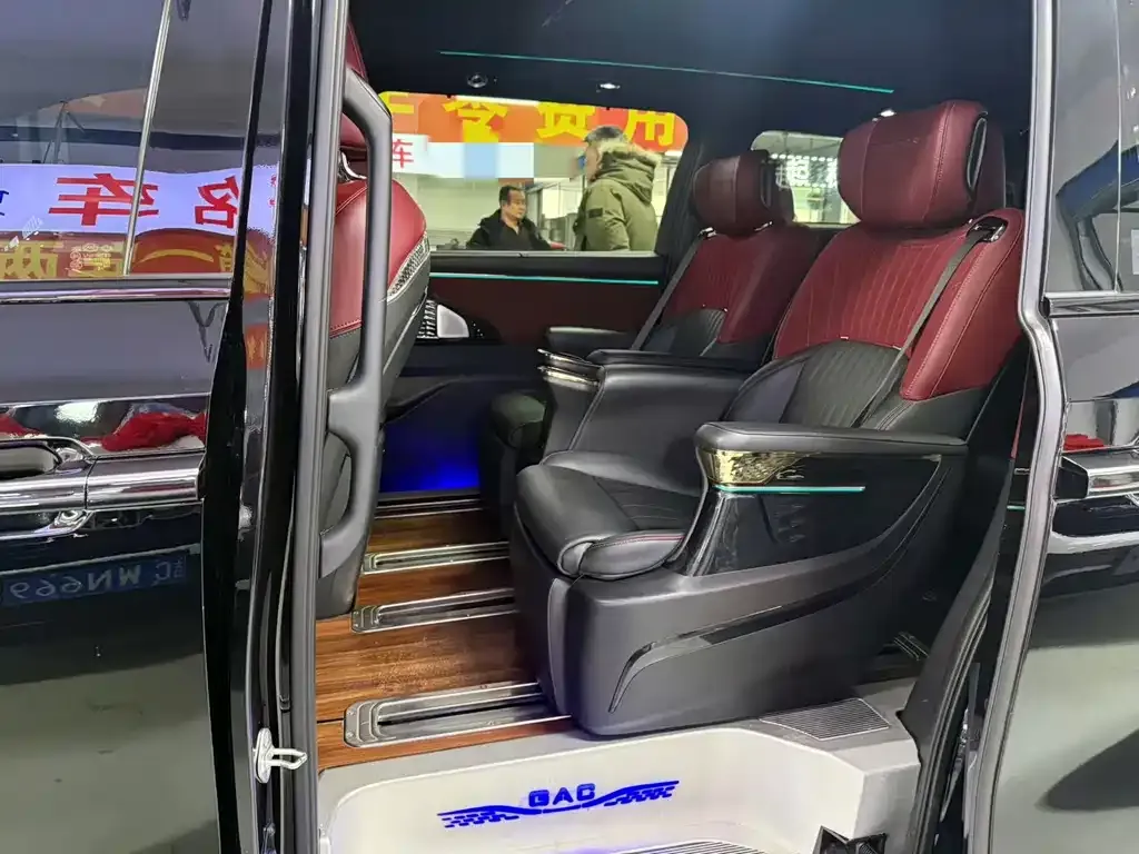 GAC Motor Trumpchi M8 — фото 2