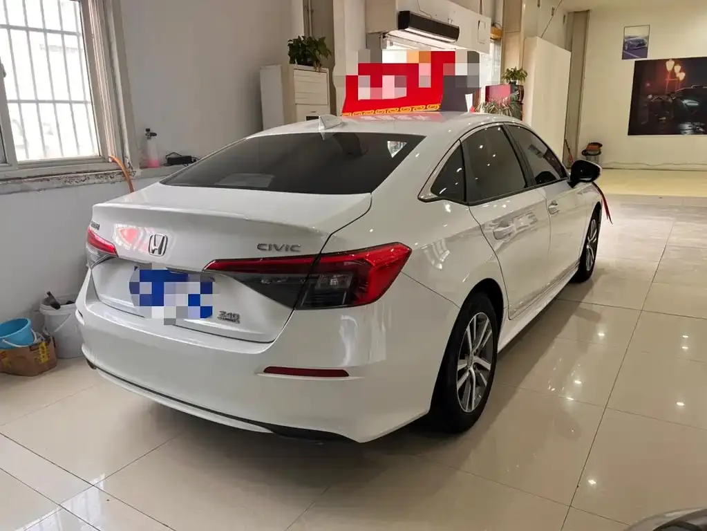 Honda Civic — фото 9