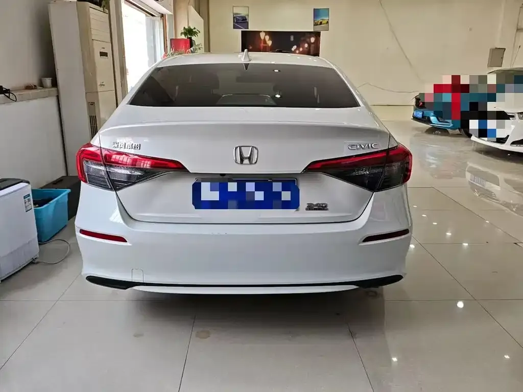 Honda Civic — фото 2