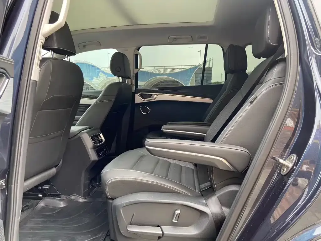 Volkswagen Talagon 2023 из CN, фото 2