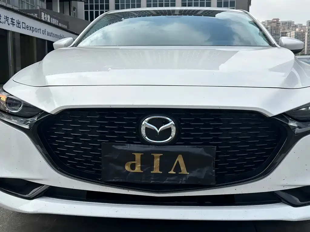 Mazda 3 Axela 2023 из CN, фото 10