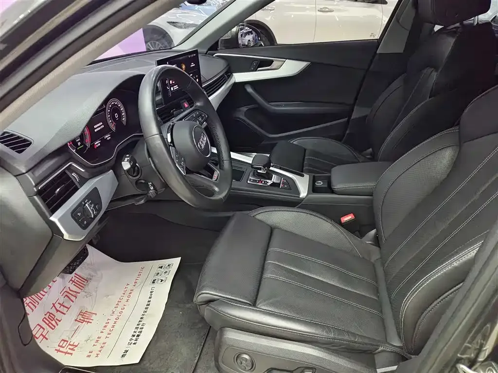 Audi A4L 2022 из CN, фото 5