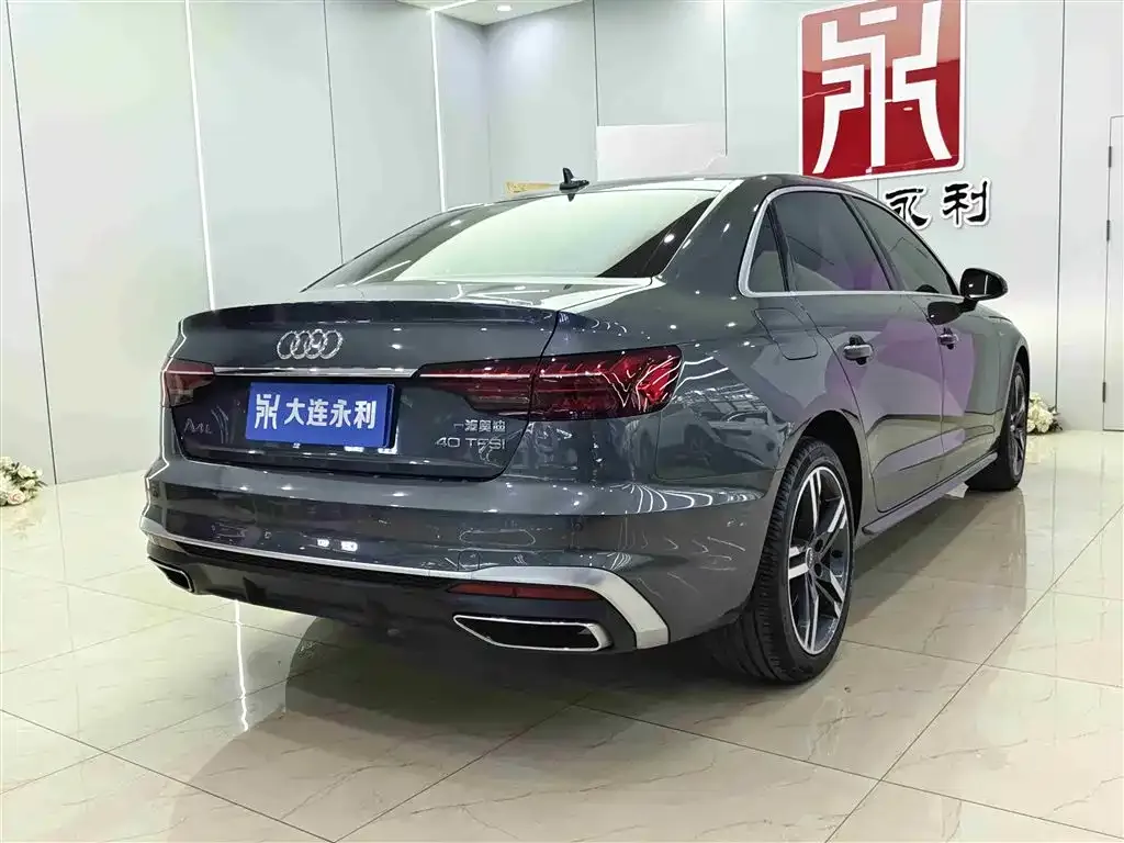 Audi A4L 2022 из CN, фото 7