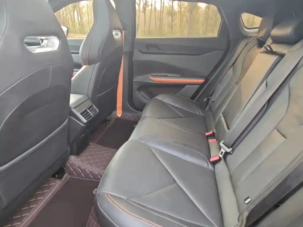 Changan UNI-V 2023 из CN, фото 4