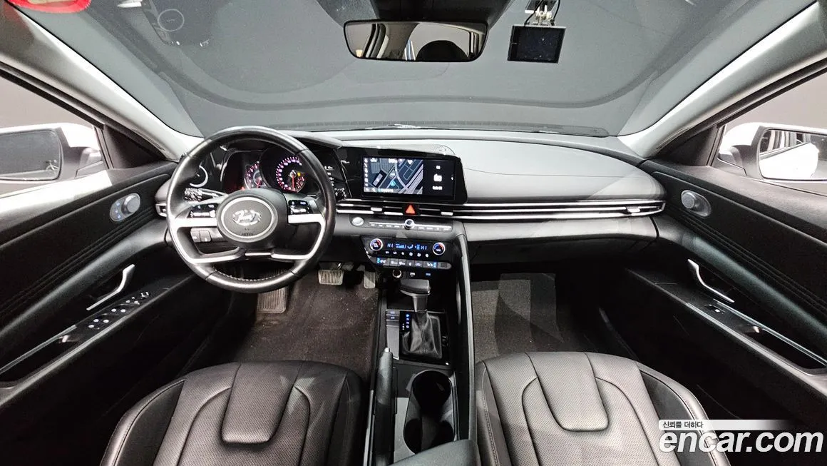 Hyundai AVANTE — фото 3