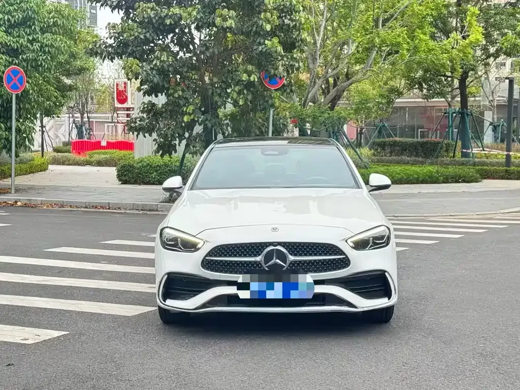 Mercedes-Benz C-Class — фото 7