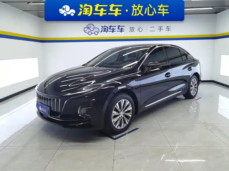 Hongqi E-QM5 — фото 1