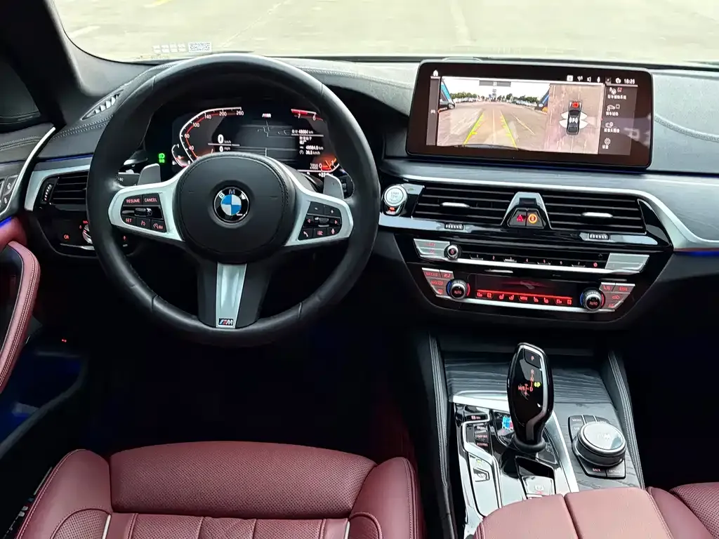 BMW 5 Series — фото 6