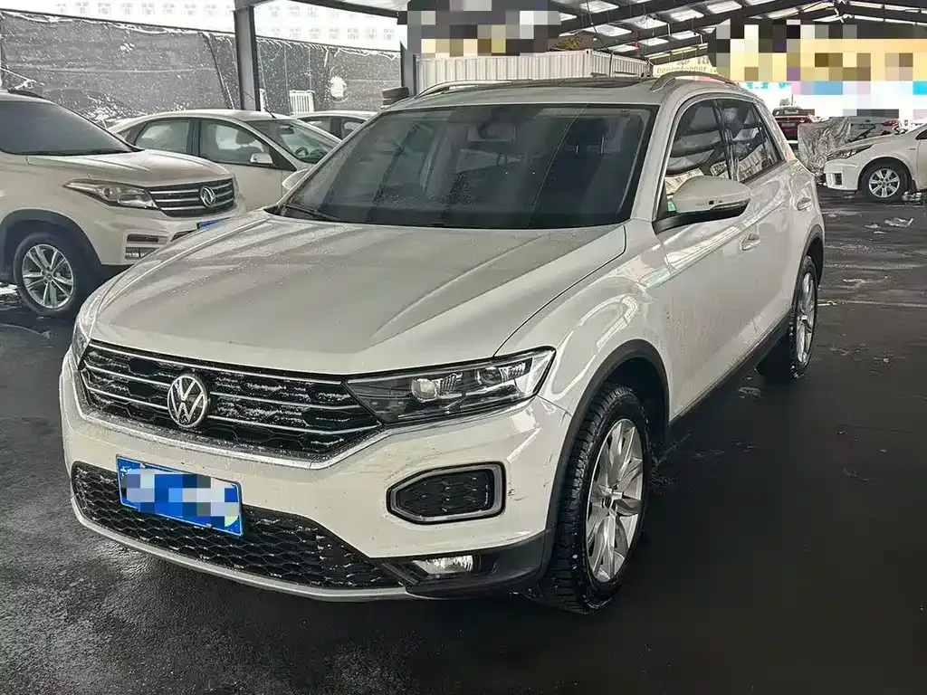 Volkswagen T-Roc 2023 из CN, фото 1
