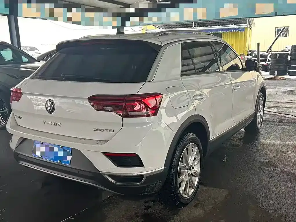 Volkswagen T-Roc 2023 из CN, фото 10