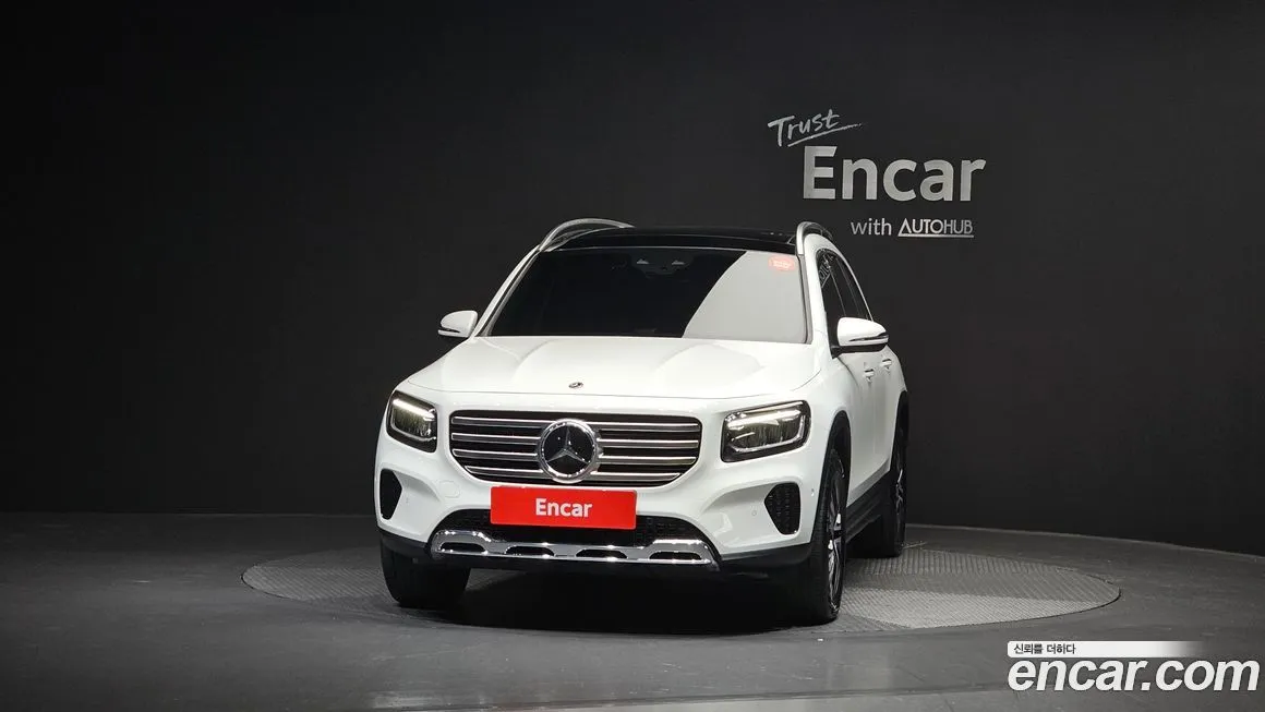 Mercedes-Benz GLB-Class — фото 8