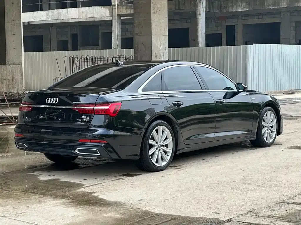 Audi A6L — фото 3
