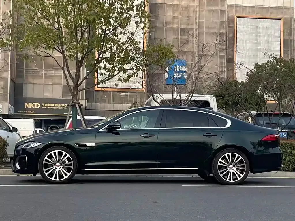 Jaguar XFL 2023 из CN, фото 5