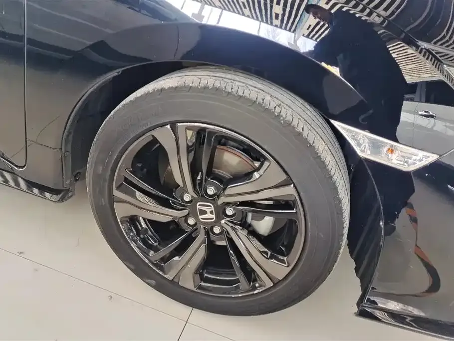 Honda Civic — фото 4