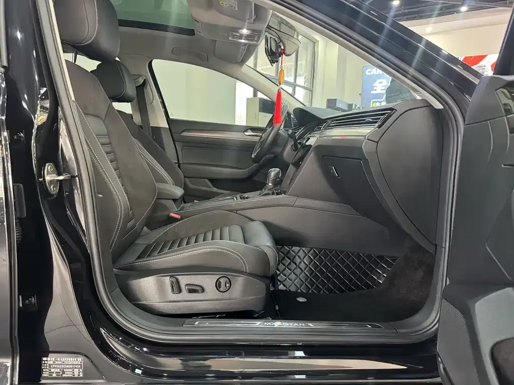 Volkswagen Magotan 2021 из CN, фото 6