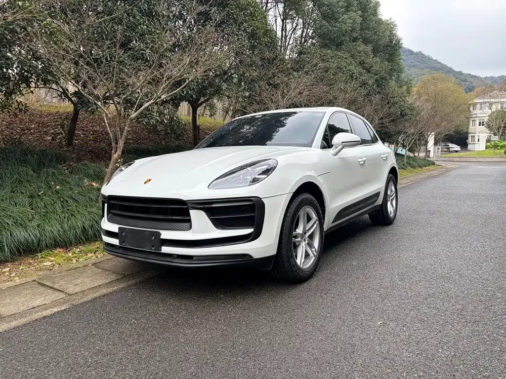 Porsche Macan — фото 1