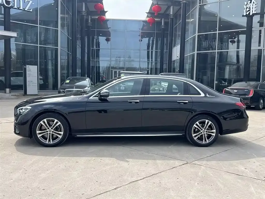 Mercedes-Benz E-Class 2023 из CN, фото 4