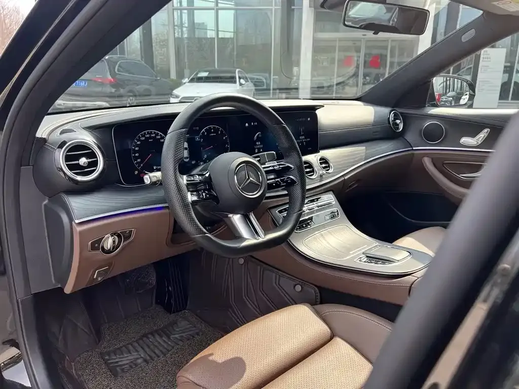 Mercedes-Benz E-Class 2023 из CN, фото 7