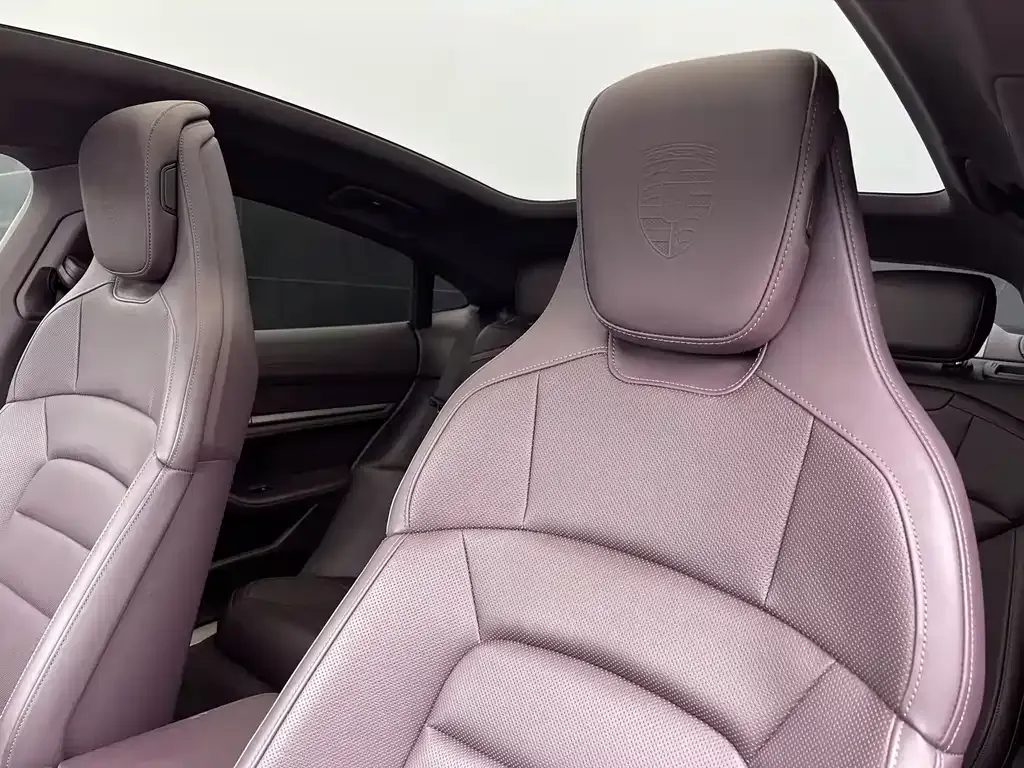 Porsche Taycan 2025 из CN, фото 10