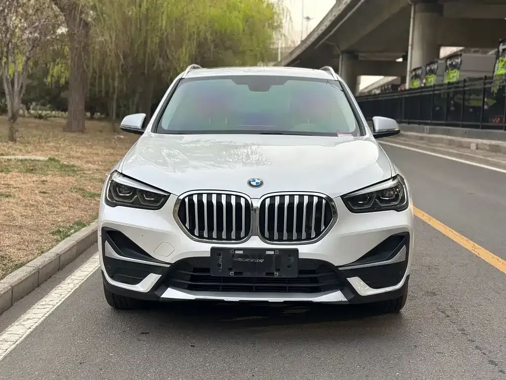 BMW X1 — фото 3