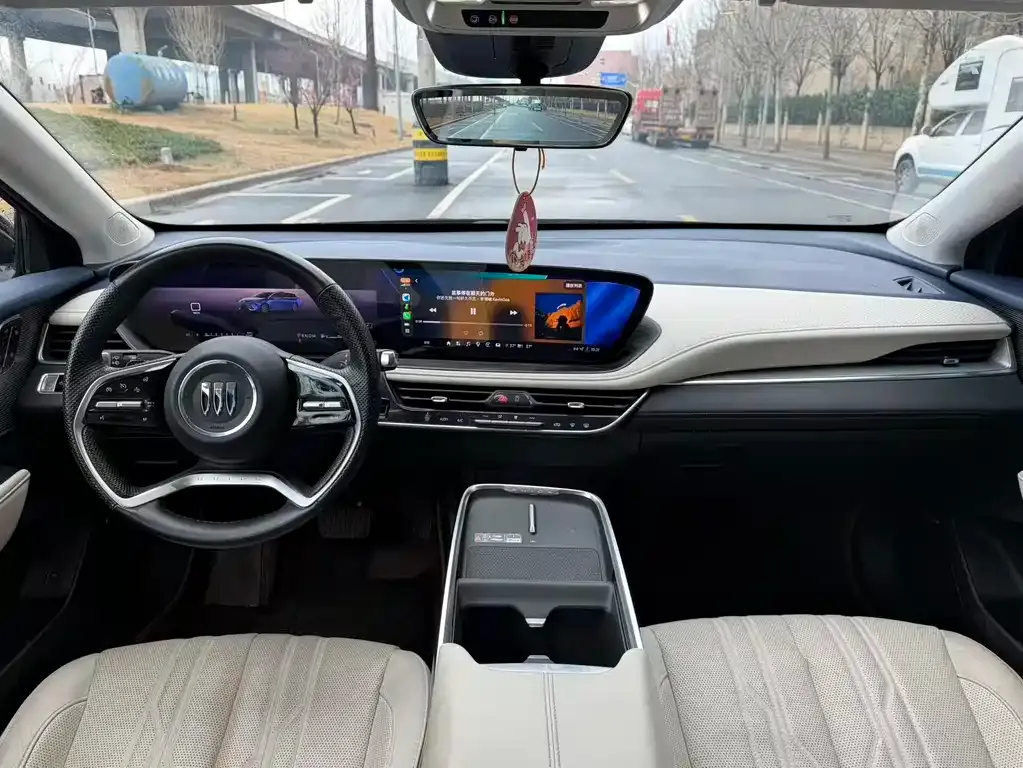 Buick LaCrosse 2024 из CN, фото 3